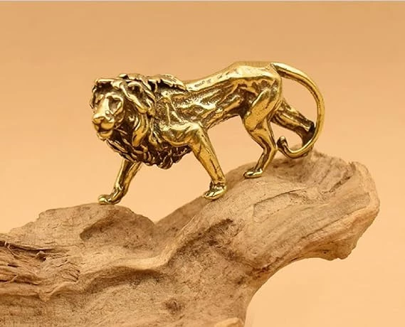 DMtse Chinese Feng Shui Brass Lion Statue Figurines for Animal Carving Home Office Table Decor Collectibles Housewarming Gift-B08L14GHQ1